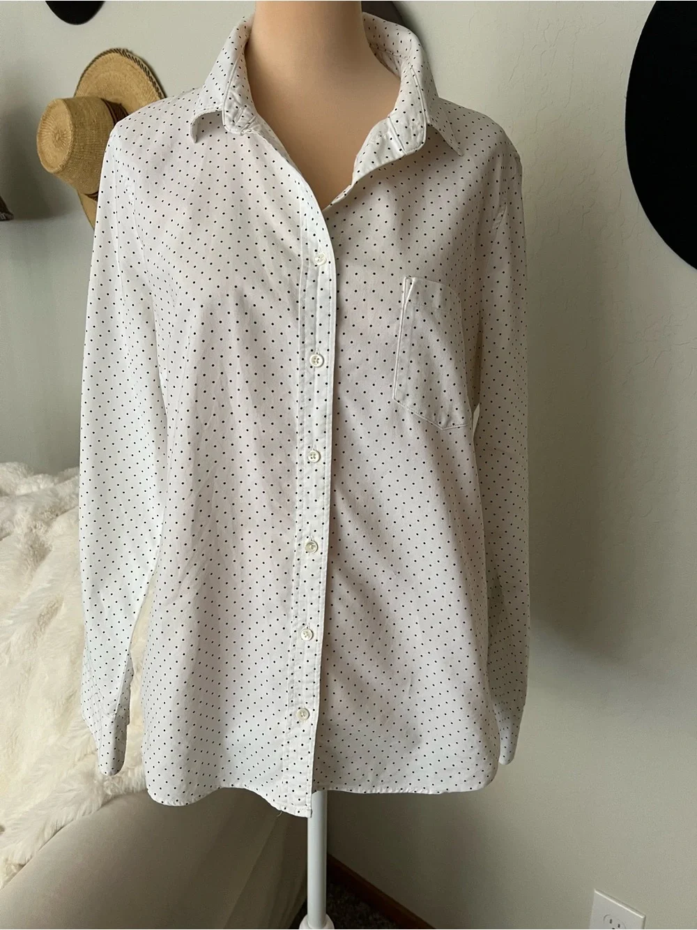 J Crew Women’s “Boy Shirt” Button Down Micro Polka Dot White/Bkack Dot 10